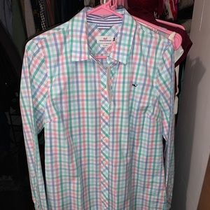 Vineyard Vines NWT Button Down Women’s